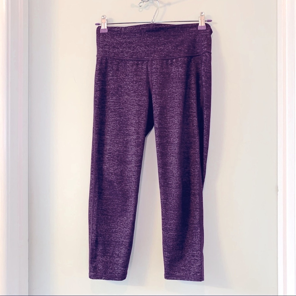Athleta purple crop leggings sz Small